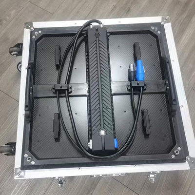 Karbon Fiber LED Ekran Ekranı İçeride P2.6 Tiyatrolar ve Eğlence Alanları